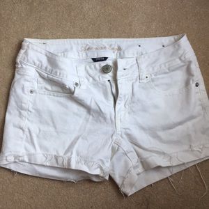 American Eagle White Shorts
